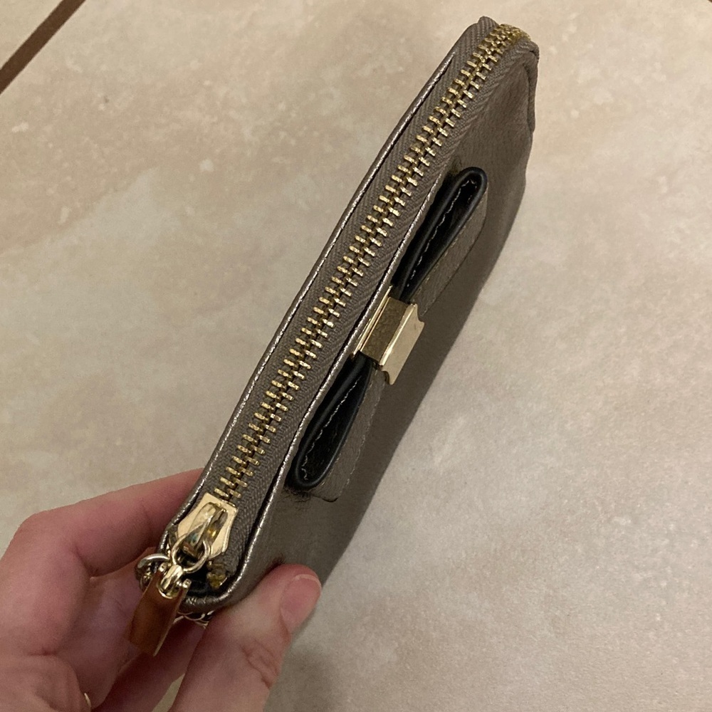 Bow Wallet - Picture 5 of 10
